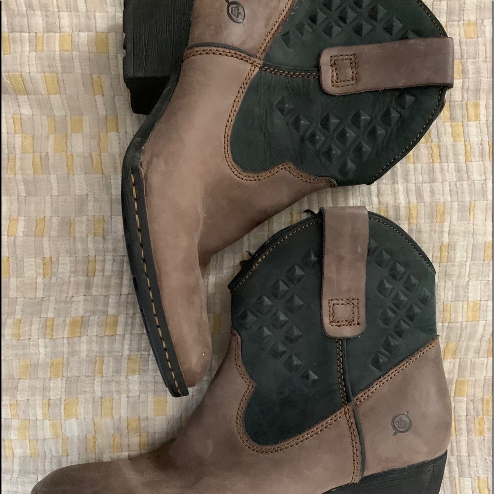 Born Women’s Ankle Boots.